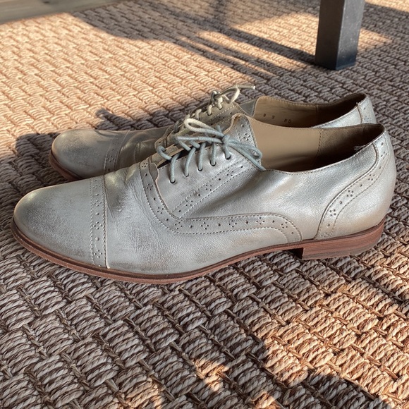 Cole Haan Women's Brushed Leather Silver Oxford Shoes Size 9 - Picture 3 of 7